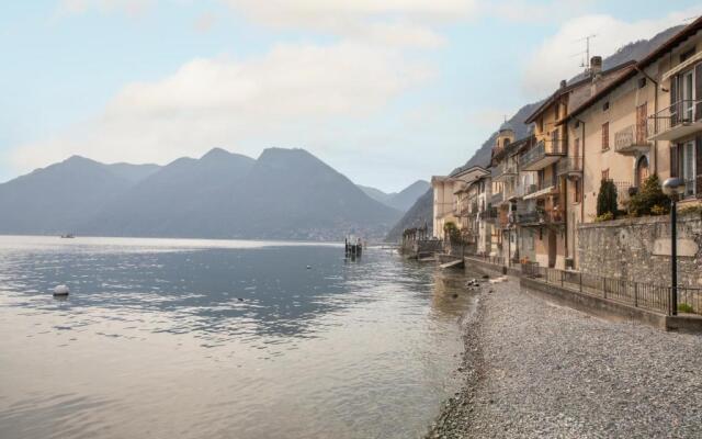 La Casa del Pescatore - by MyHomeInComo