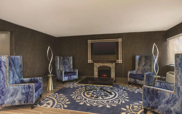 Radisson Hotel McAllen Airport