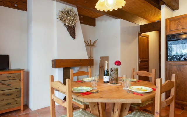 Chalet R Sidence Chantey Mourry 6