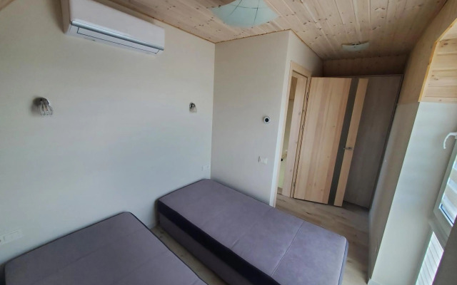 Naujos statybos kotedžo Ąžuolo Istorija nuoma Šventojoje!