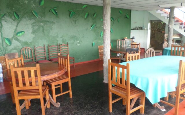 Rathna Gems Halt
