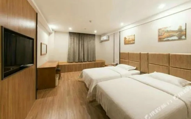 Dengfeng Zidong Hotel