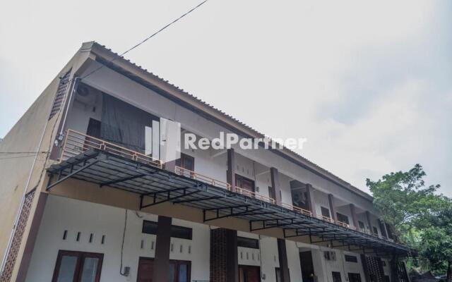 Paviliun Gelatik RedPartner Syariah near UGM