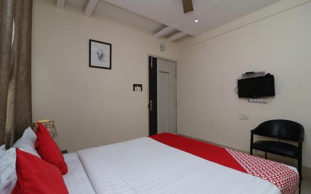 Hotel Mandiram
