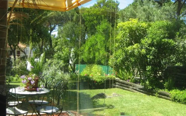 House Near Sea and Golf