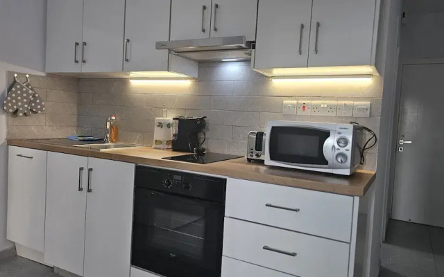 145 NIC - Stay Historia Apartment