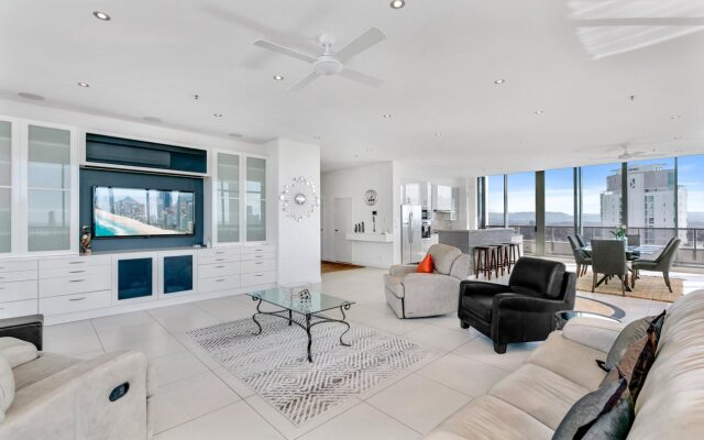 Solaire Apartments