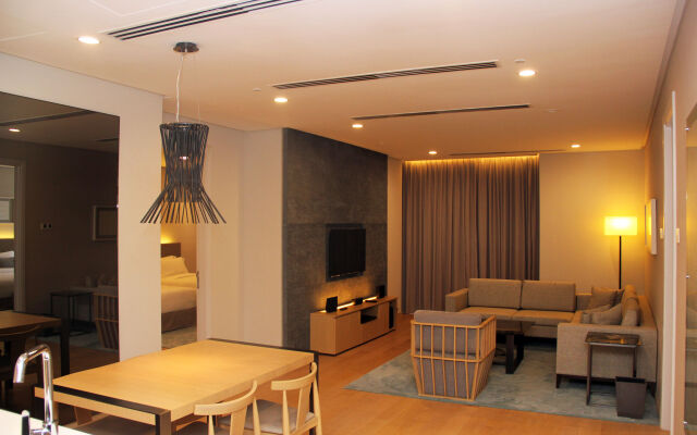 188 Private Suites by Subhome