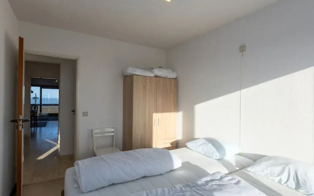 Corner Stay With Sea Views