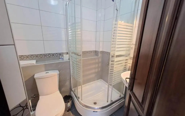 Zeytin Suit Bozcaada