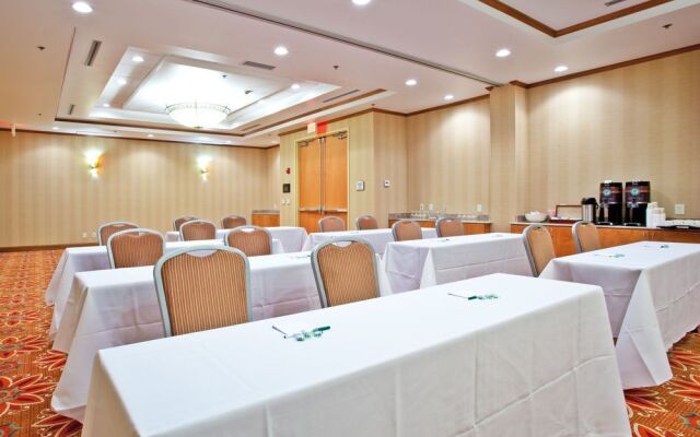 Holiday Inn Richmond-airport