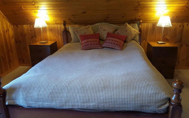 Angaston by the Winter Creek