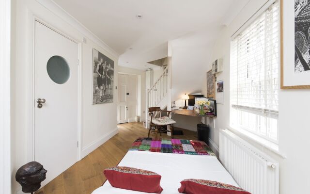 Central 2BR Family Home near Tower Bridge