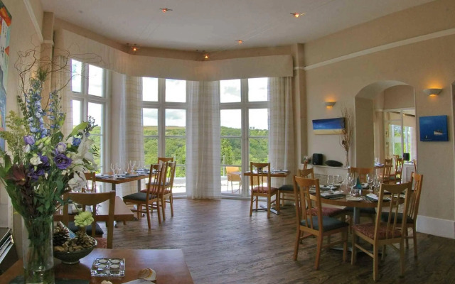 Commonwood Manor