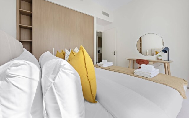 Silkhaus Summer Towers Creek Harbour