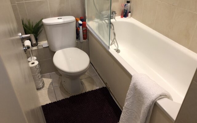 3 Bedroom Apartments Wells Street