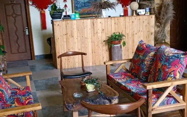 Xinlv Time Inn (Yuanyang Terraced Field Scenic Area)