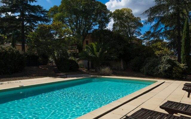 Le Prieuré Saint Martial