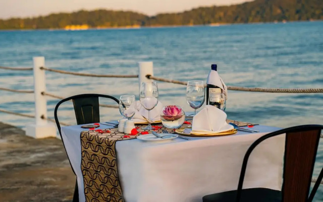 Eden Beach Resort by EHM