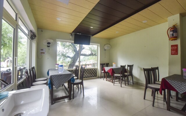 OYO 12411 Woodside Guest House