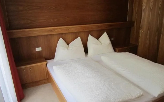 Aparthotel Garni Haus Hubertus