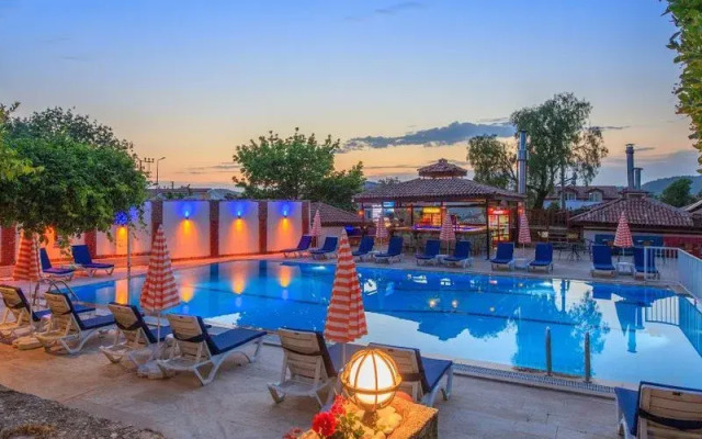 Mese Suites