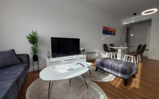 Regina apartments