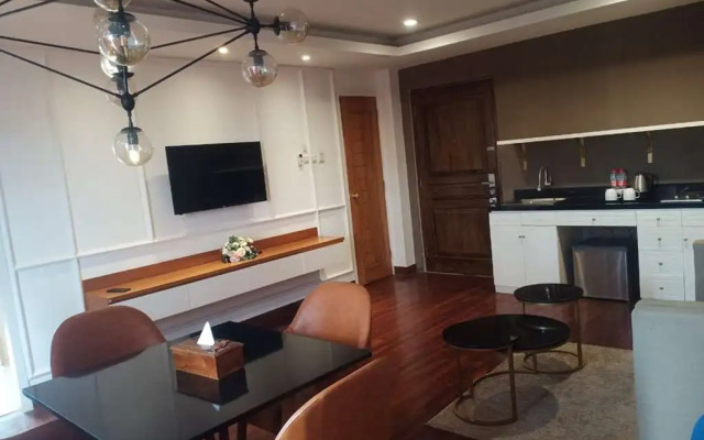 Kyriad Arra Hotel Cepu