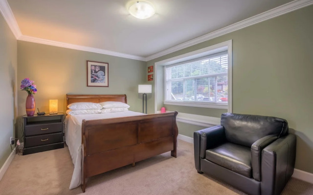 Vancouver Yuelai Guesthouse