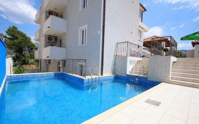 Villa Antea Apartments