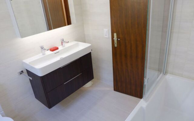 Terrasse des Alpes 22595