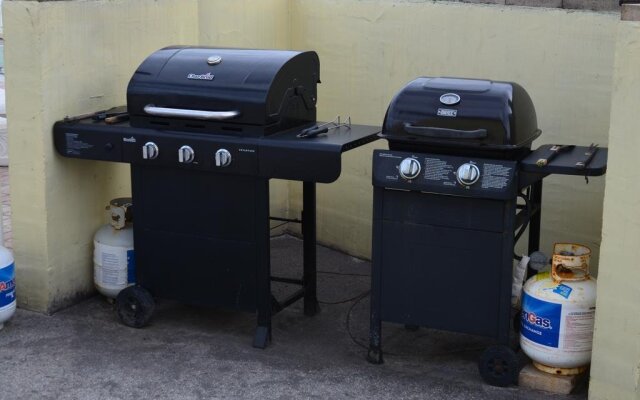 Holiday Shores Beach Club