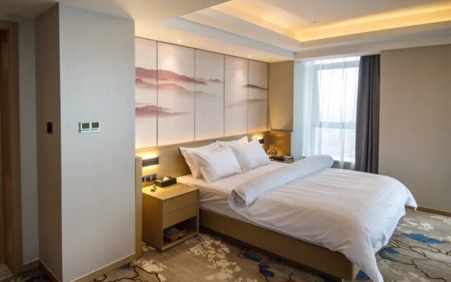 Metropolo Jinjiang Hotels (Fengxian Jinjiang Building)