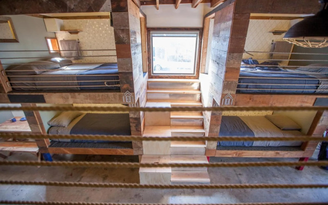 PodShare Los Feliz - Hostel