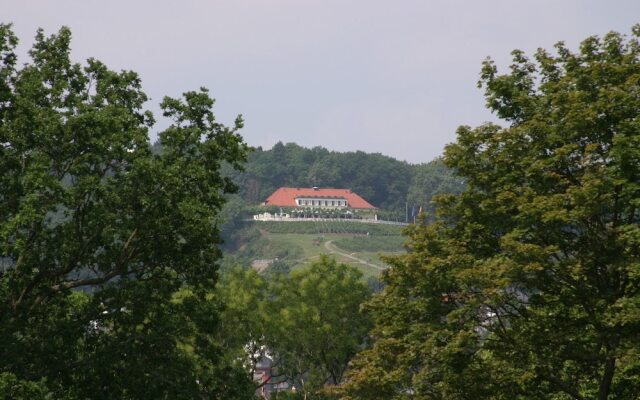 Café Restaurant Hotel Johannisberg