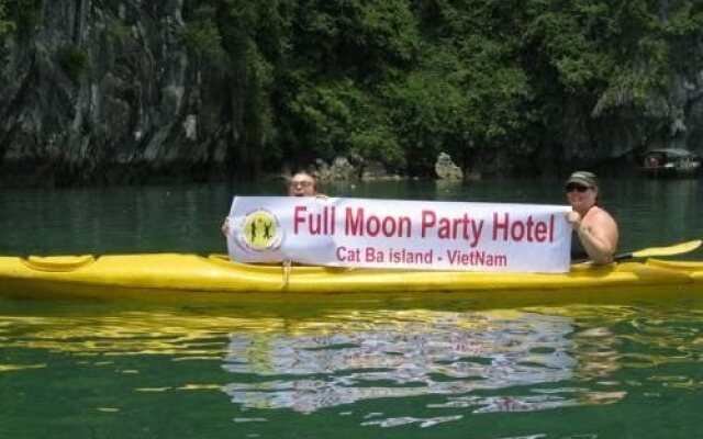 Full Moon Party Hotel - Hostel