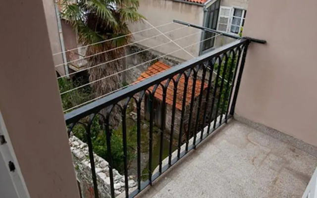 Center of City Apartments