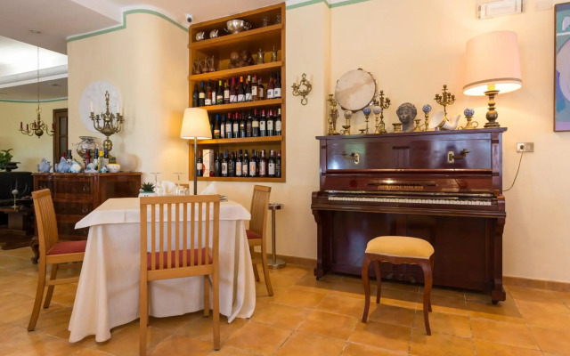 Hotel Villa Rita