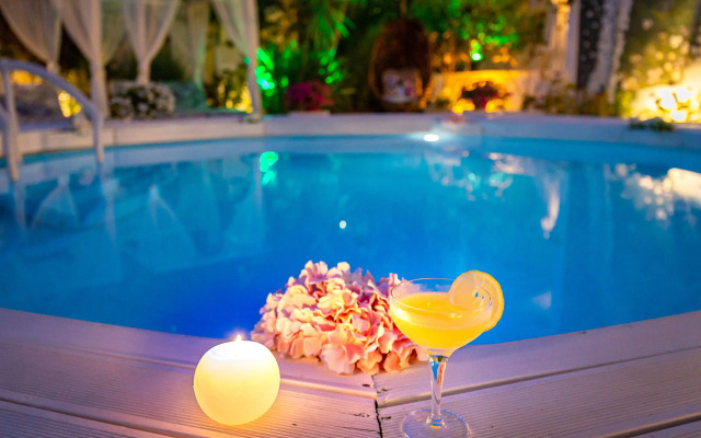 V.A. Boutique Apartments and Suites