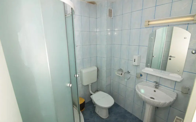 Hanul Cotul Donului