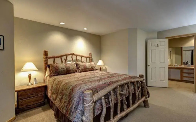 Solamere Drive Private Home by Alpine Ski Properties