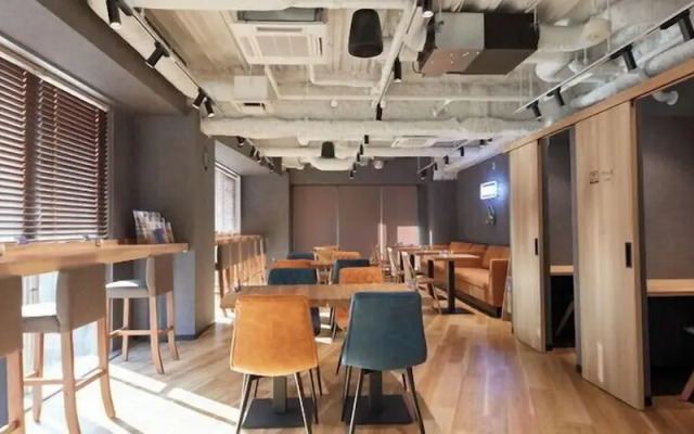 Rembrandt Cabin and Spa Shimbashi - Caters to Men