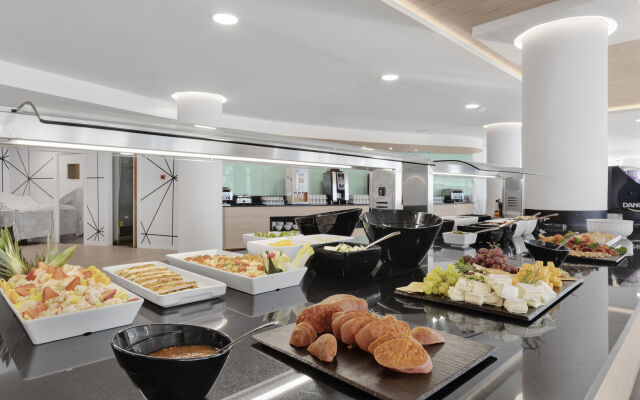 Palmanova Suites by TRH