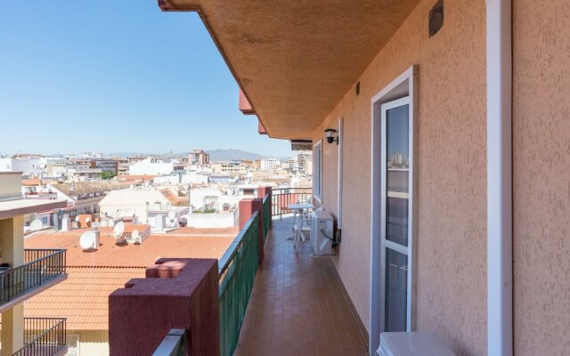 MalagaSuite Fuengirola Pier Apartment