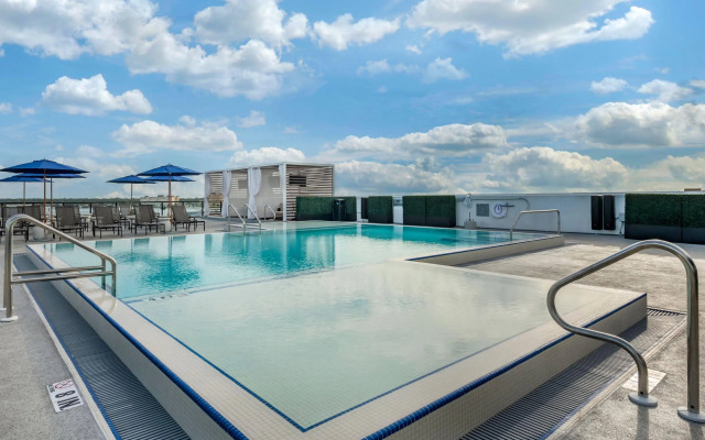 Cambria Hotel St Petersburg-Madeira Beach Marina