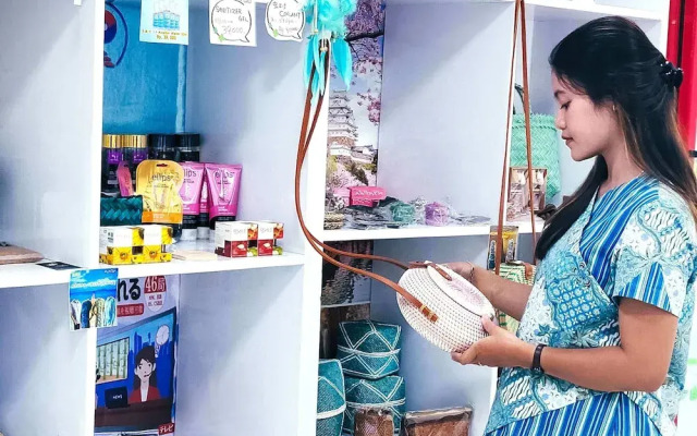 Le Premier Hotel Kota Deltamas