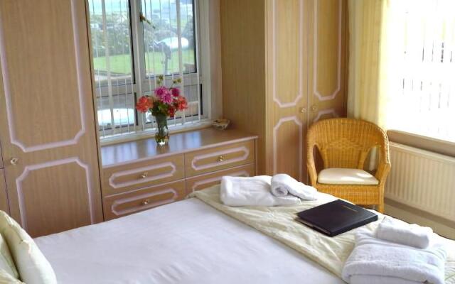 Watersedge Guest House