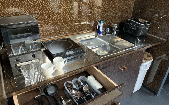 Warayunso Port City May Japanese Modern