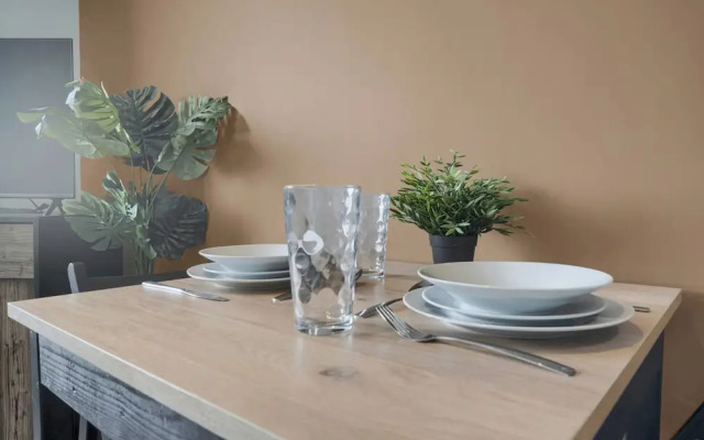 Stylish Modern Apartment - Free Parking - W