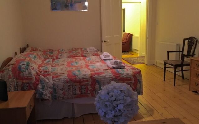 Menzies Apartment